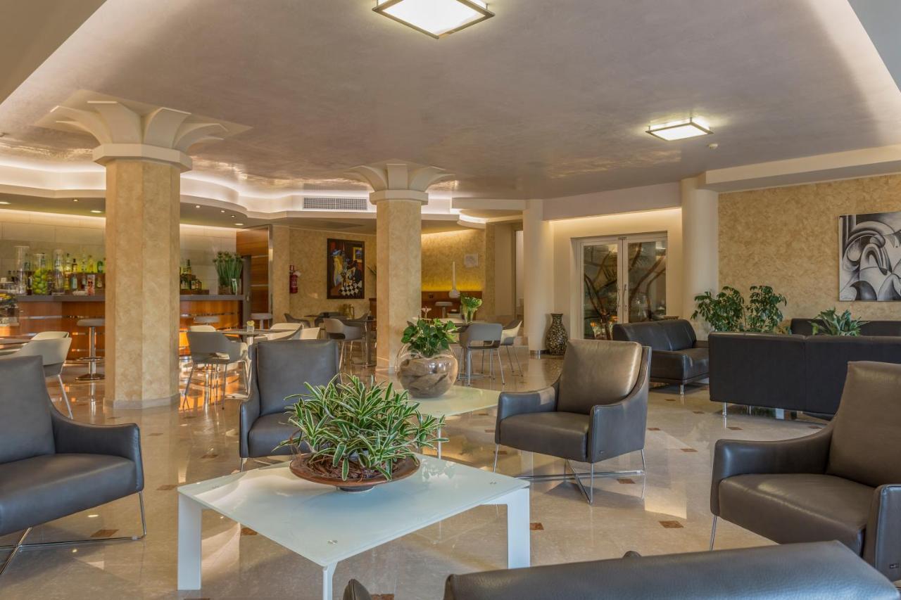 Hotel Giulietta Romeo Λατζίζε Εξωτερικό φωτογραφία