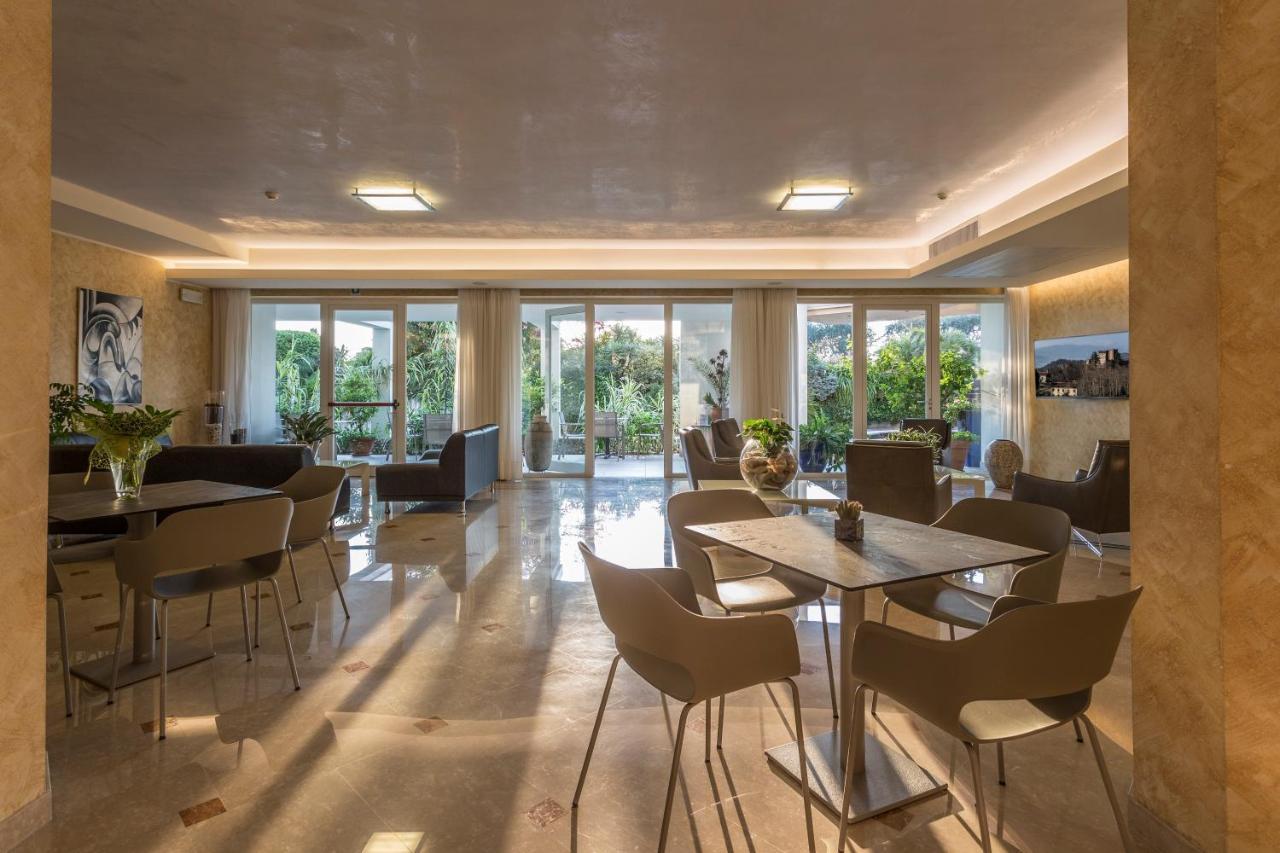 Hotel Giulietta Romeo Λατζίζε Εξωτερικό φωτογραφία
