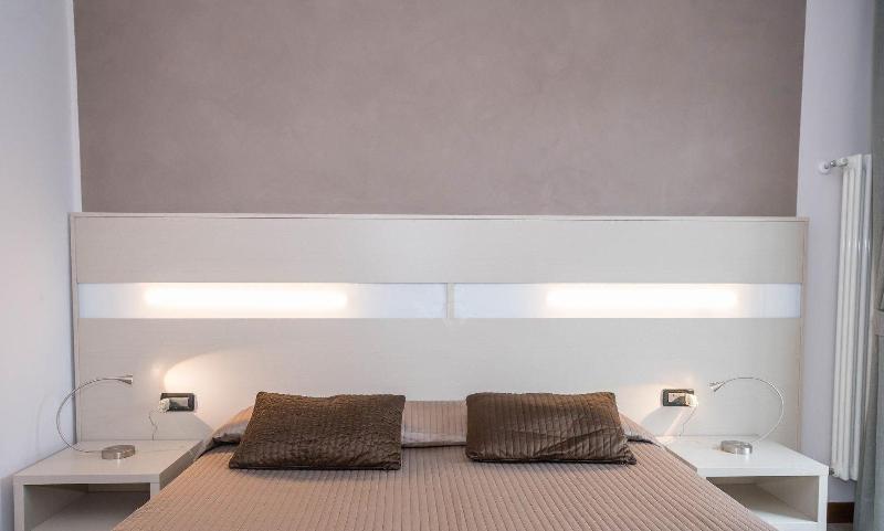 Hotel Giulietta Romeo Λατζίζε Εξωτερικό φωτογραφία