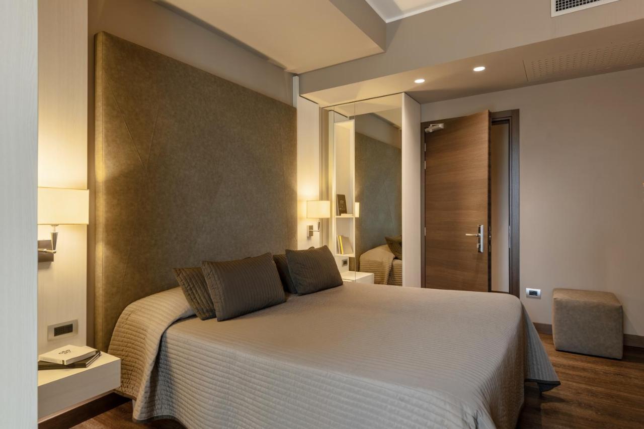 Hotel Giulietta Romeo Λατζίζε Εξωτερικό φωτογραφία