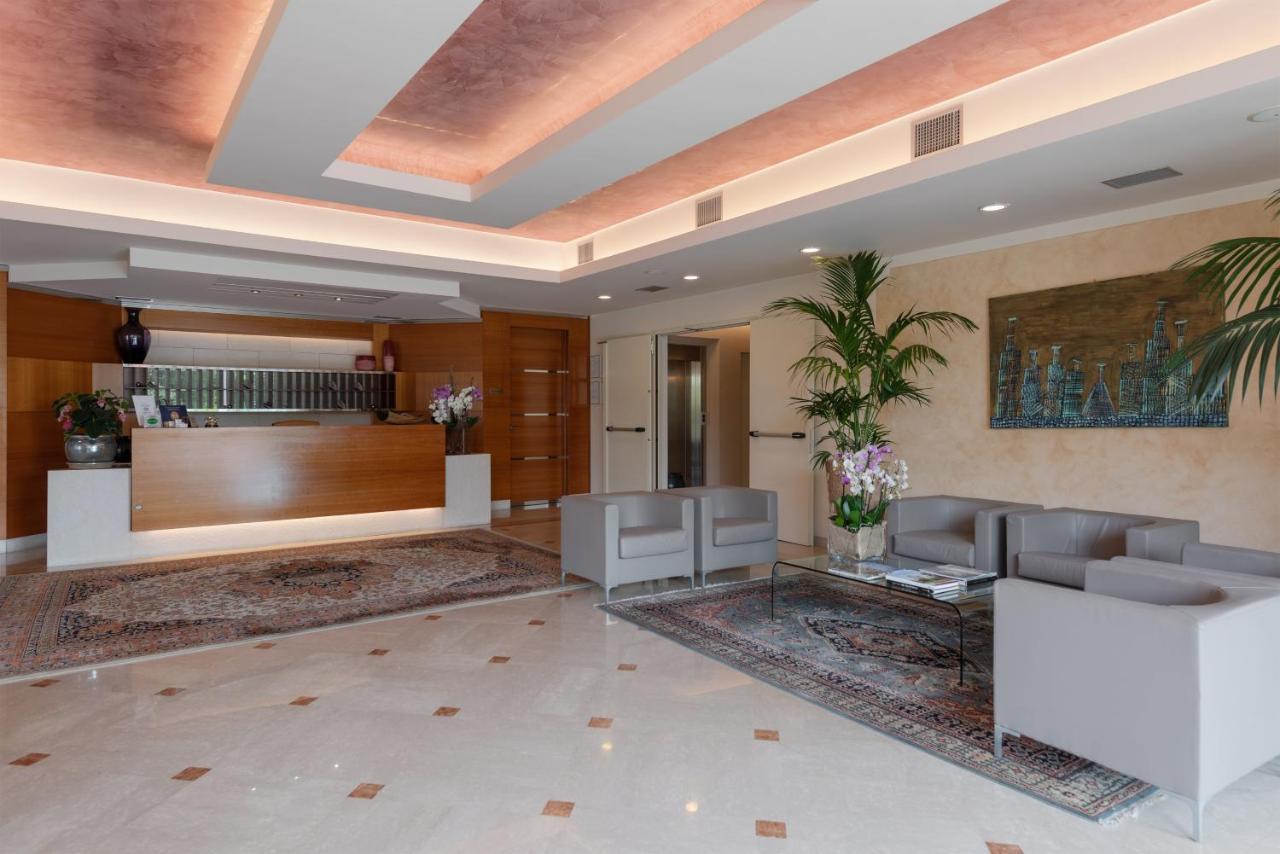 Hotel Giulietta Romeo Λατζίζε Εξωτερικό φωτογραφία