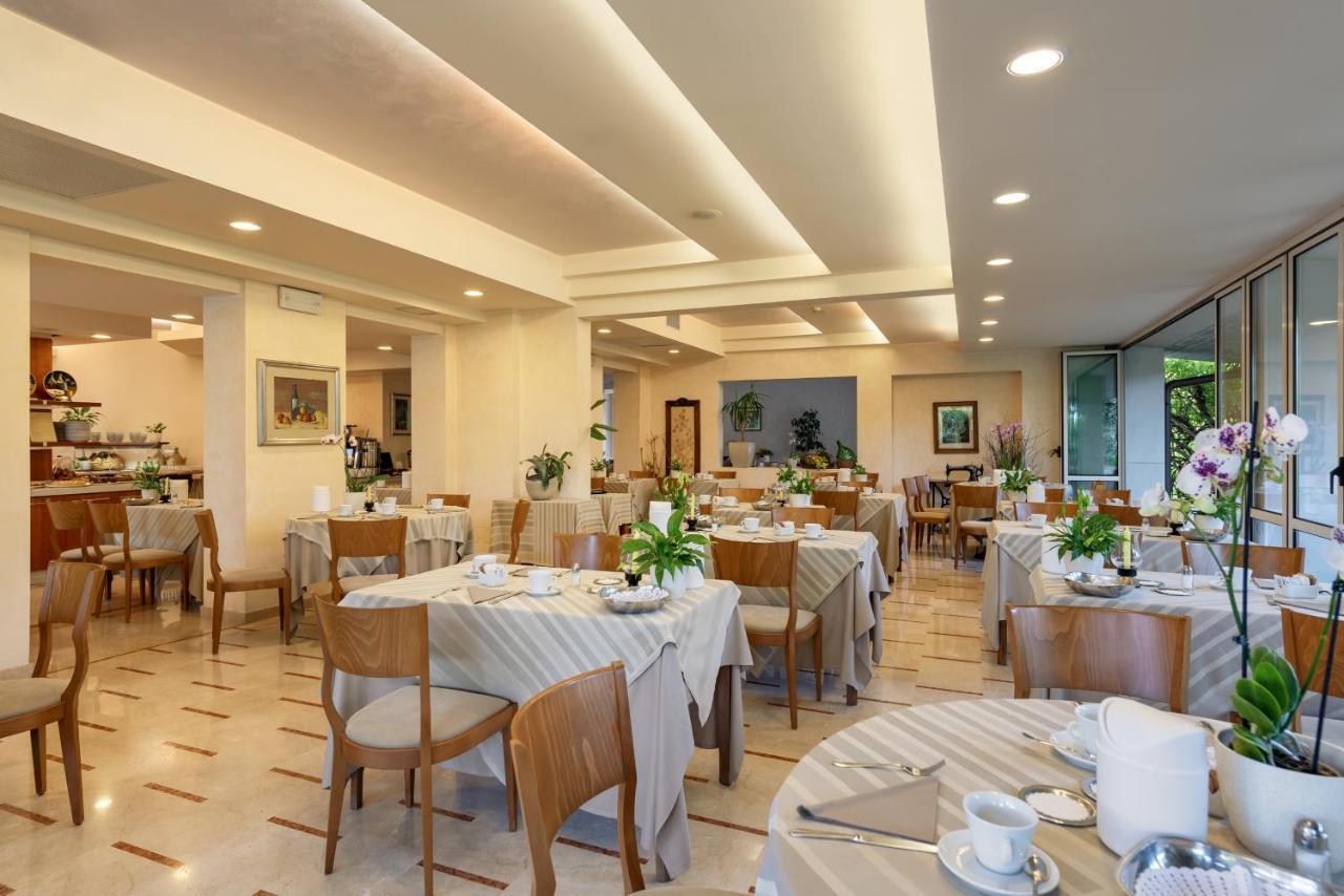 Hotel Giulietta Romeo Λατζίζε Εξωτερικό φωτογραφία